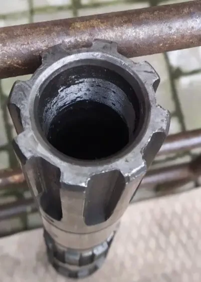 Вал ведущий  КПП трактора  Кировец . 2