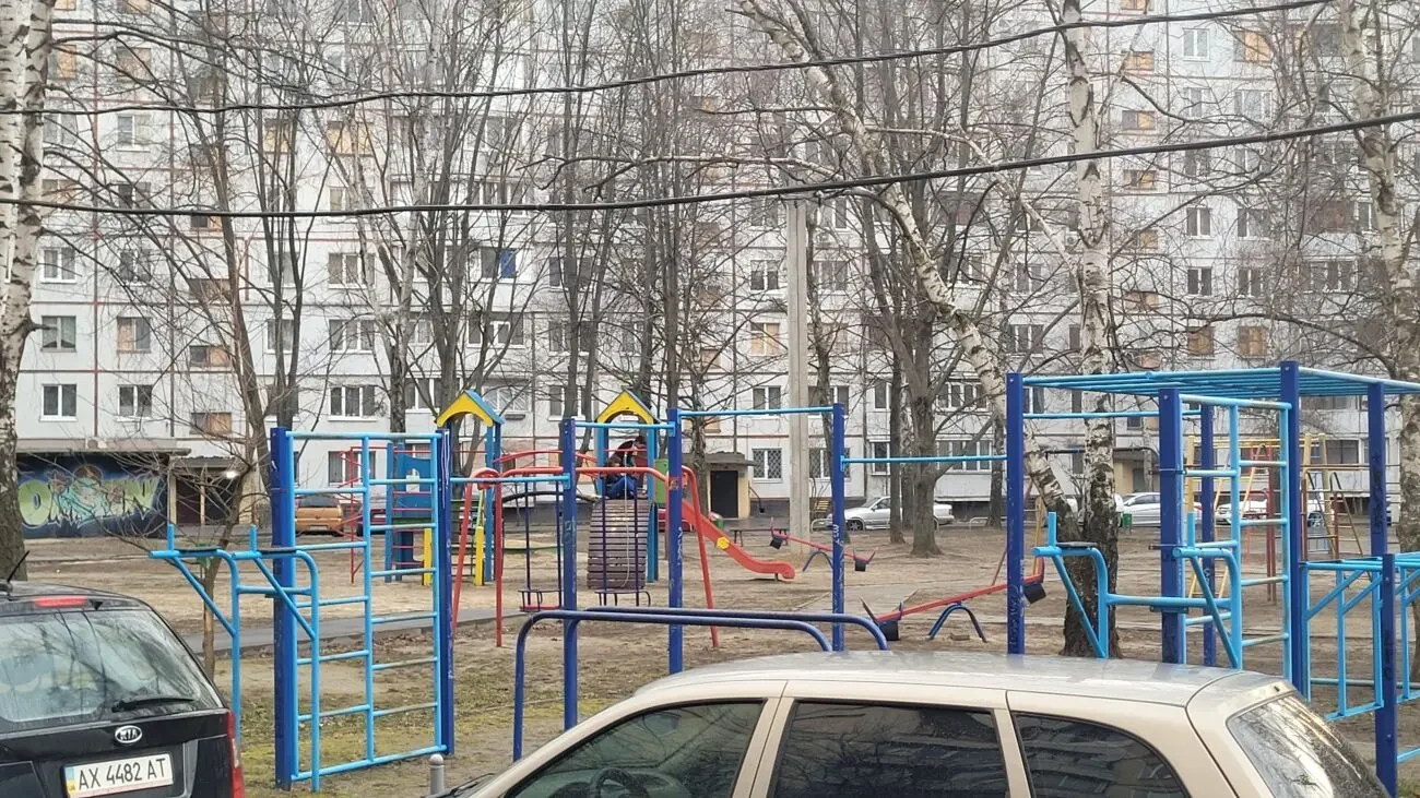 Продам 3-кімнатну квартиру біля метро Салтівська 9