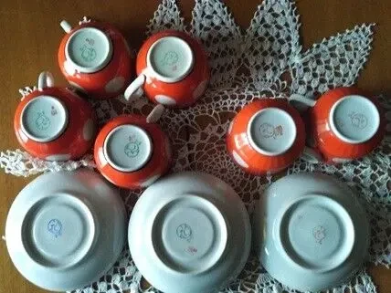 Чашка 6 шт блюдце 6 шт чайник заварочный 1 шт. красный белый горох 4