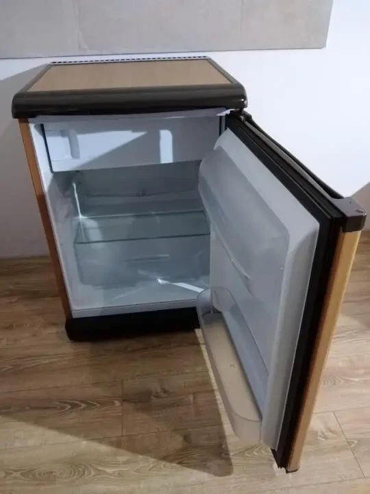 Холодильник 6