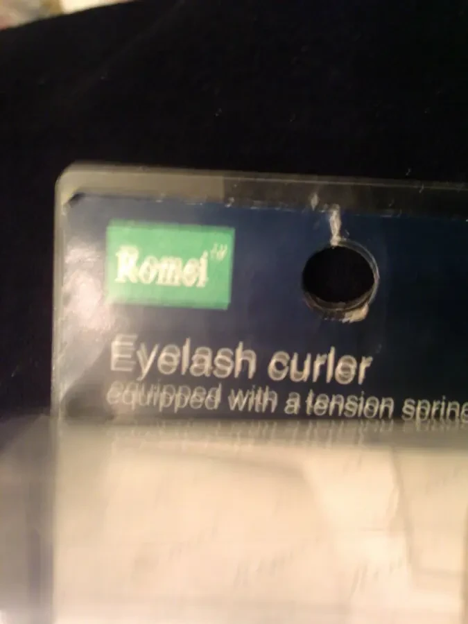 Фирменные щипцы для завивки ресниц 7