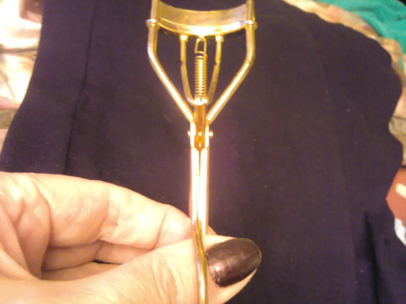 Фирменные щипцы для завивки ресниц 3