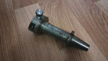 Патрон для резцов к фрезерному станку