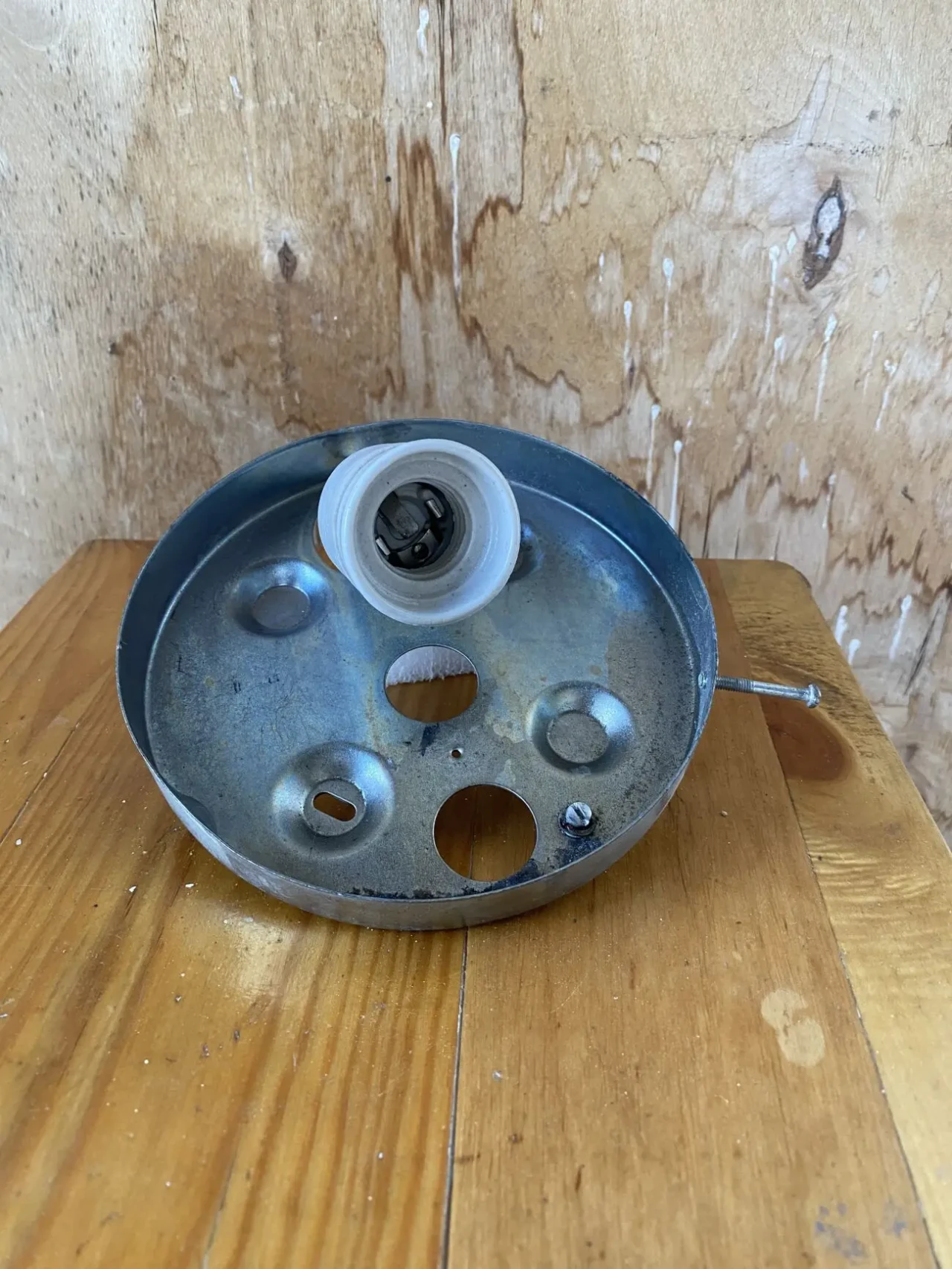 Светильник ( металл, стекло, фарфор). 2