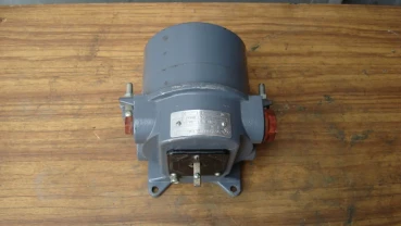 Универсальный переключатель УП5402-С28 У2 380В 16А