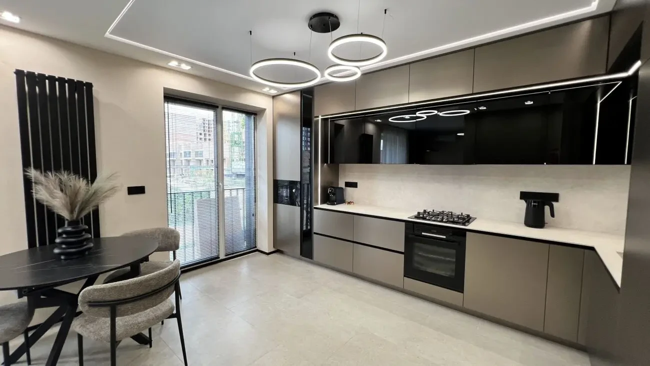 Продається розкішна 3кім. в центрі вул.Пелеша в ЖК Клубне Містечко 12 4