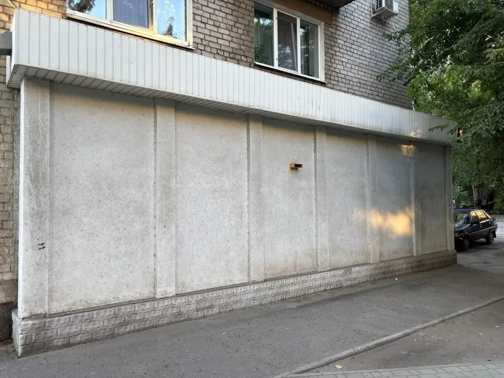 Продам комерційне приміщення 95 м.кв. Горішні Плавні 2