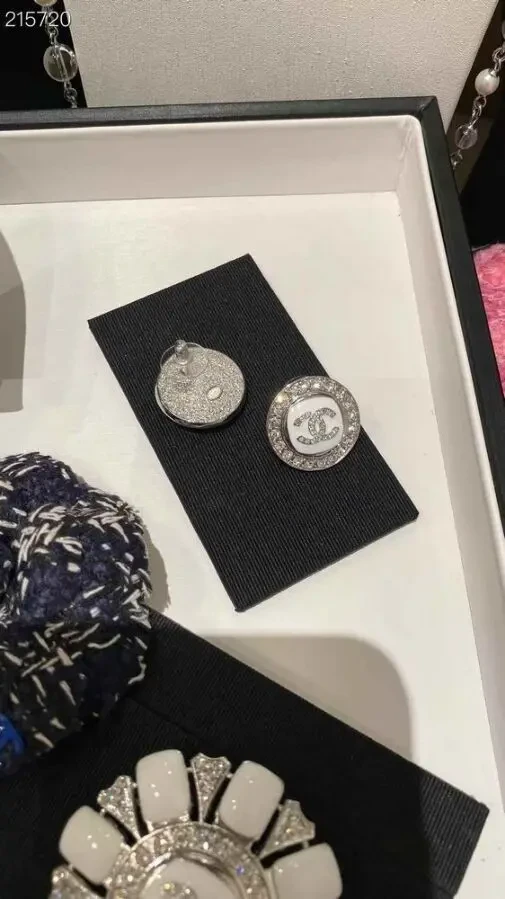 Сережки Chanel 3