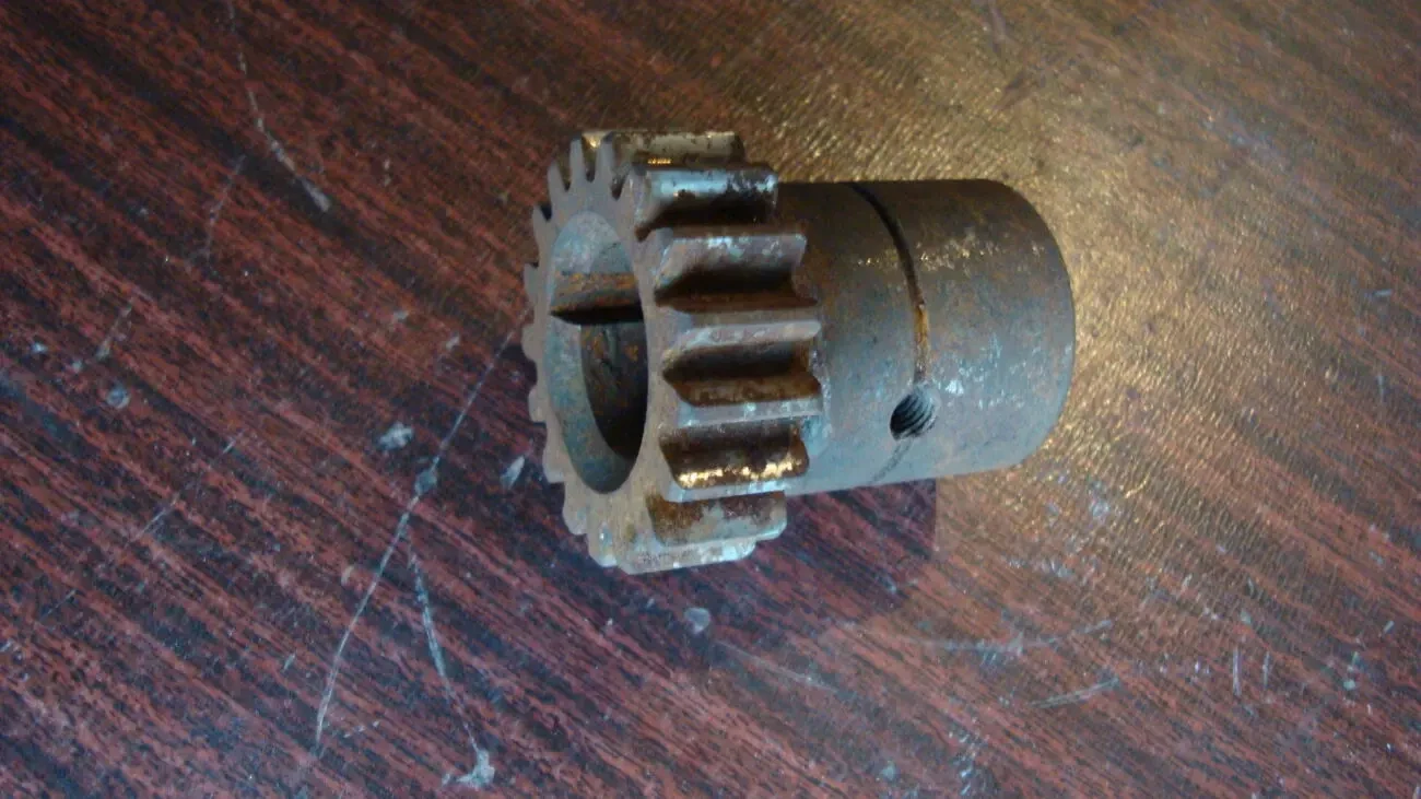 Шестерня под вал, диаметр 28/56 мм. 2