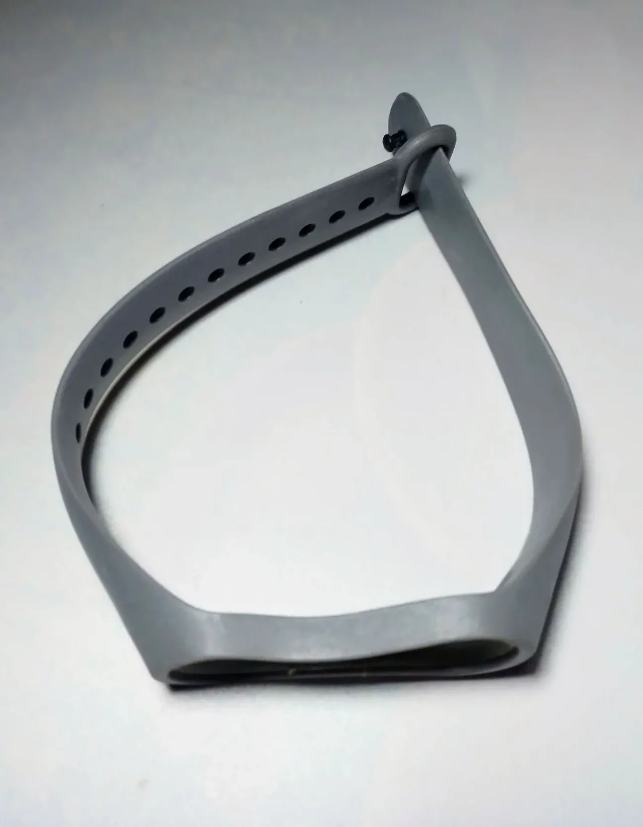 Браслет силиконовый для фитнес трекера, смарт часов узкий тонкий серый