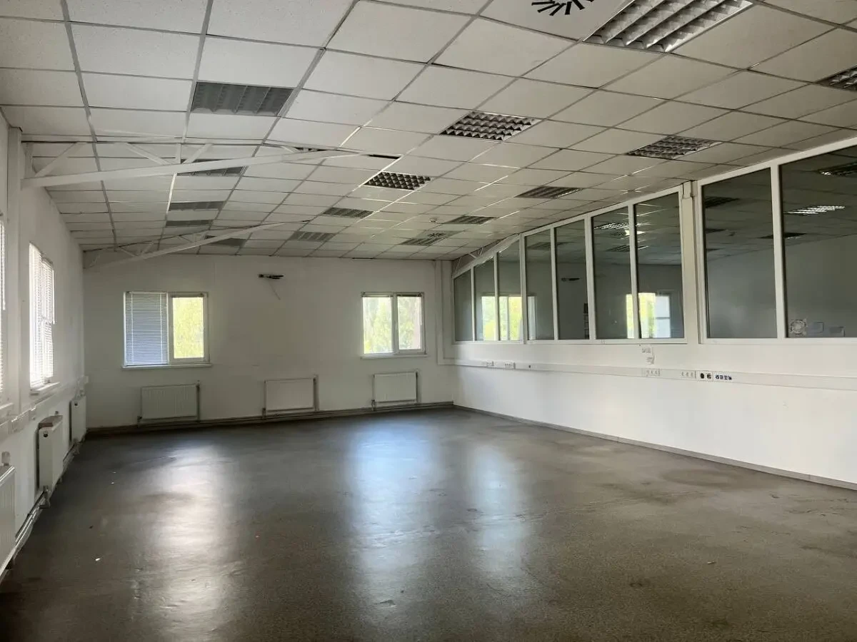Оренда офісу 800 м2 біля метро  Бориспільська