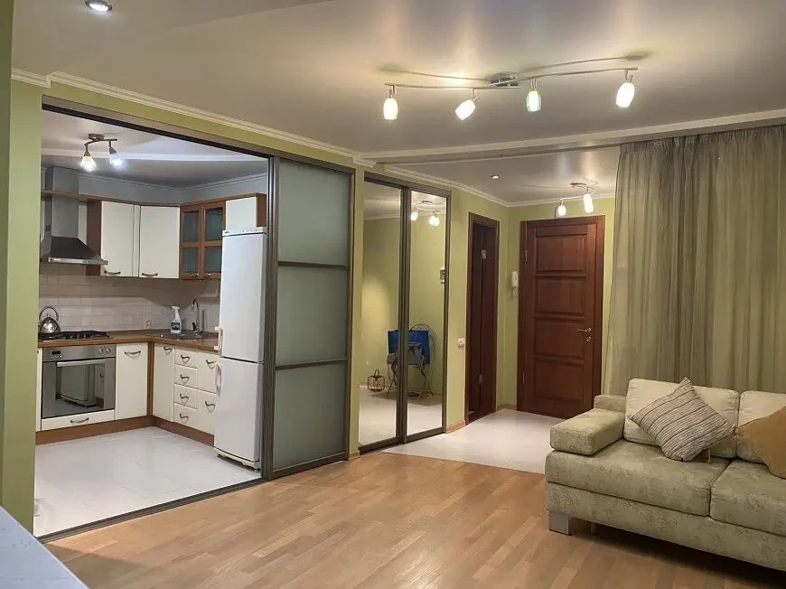 Продаж 2-кім кв, тихий центр, р-н Апельсин. Заходь і живи 3