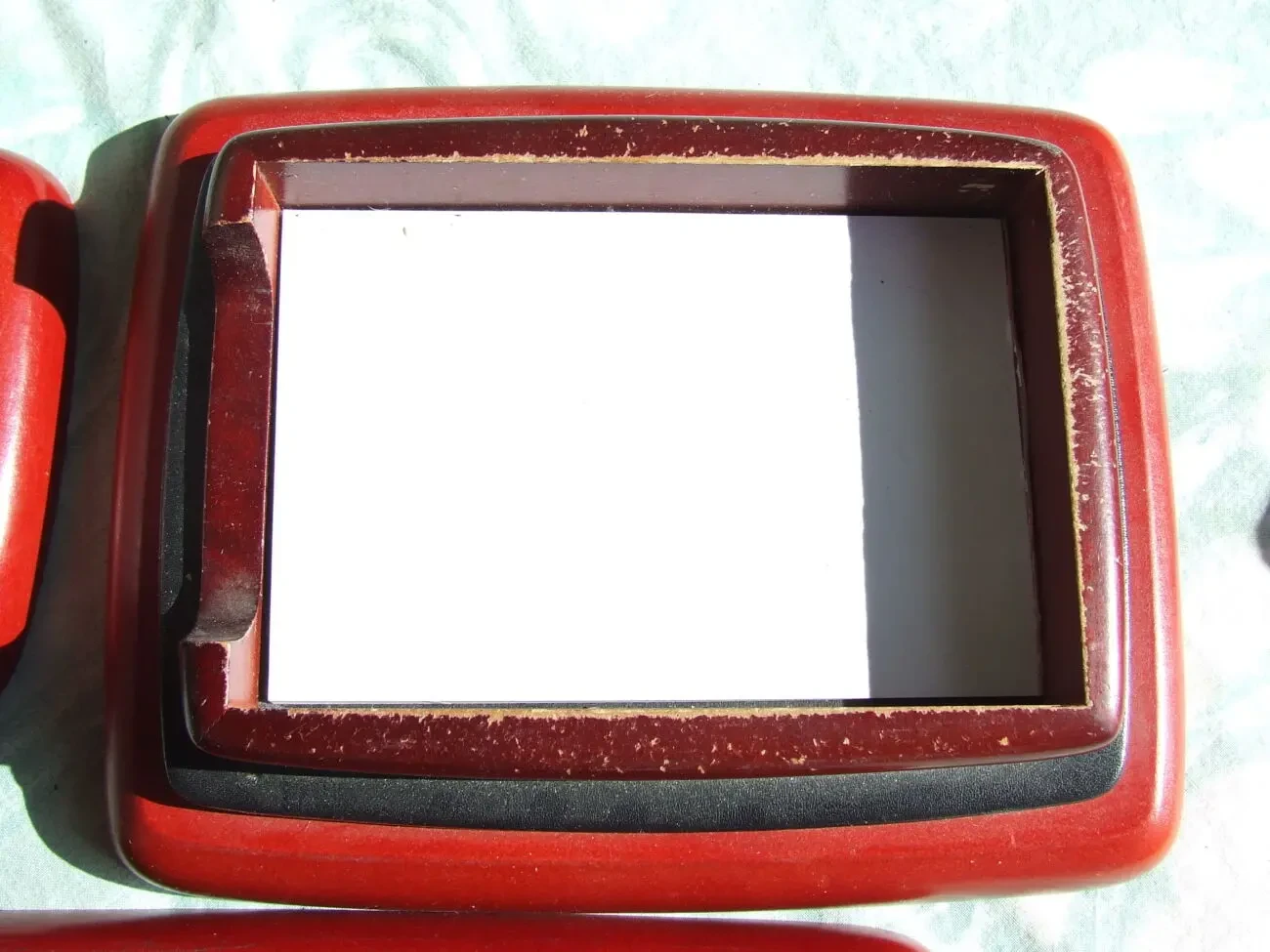 Набор письменный для офисов из 4 предметов с красного дерева. 1980 гг. 4