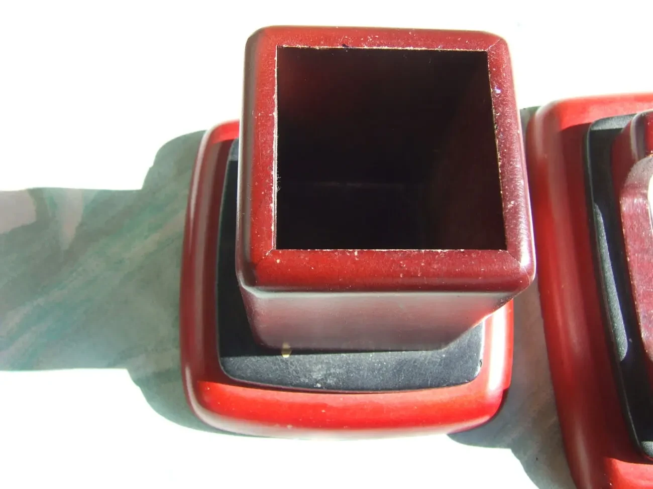 Набор письменный для офисов из 4 предметов с красного дерева. 1980 гг. 5