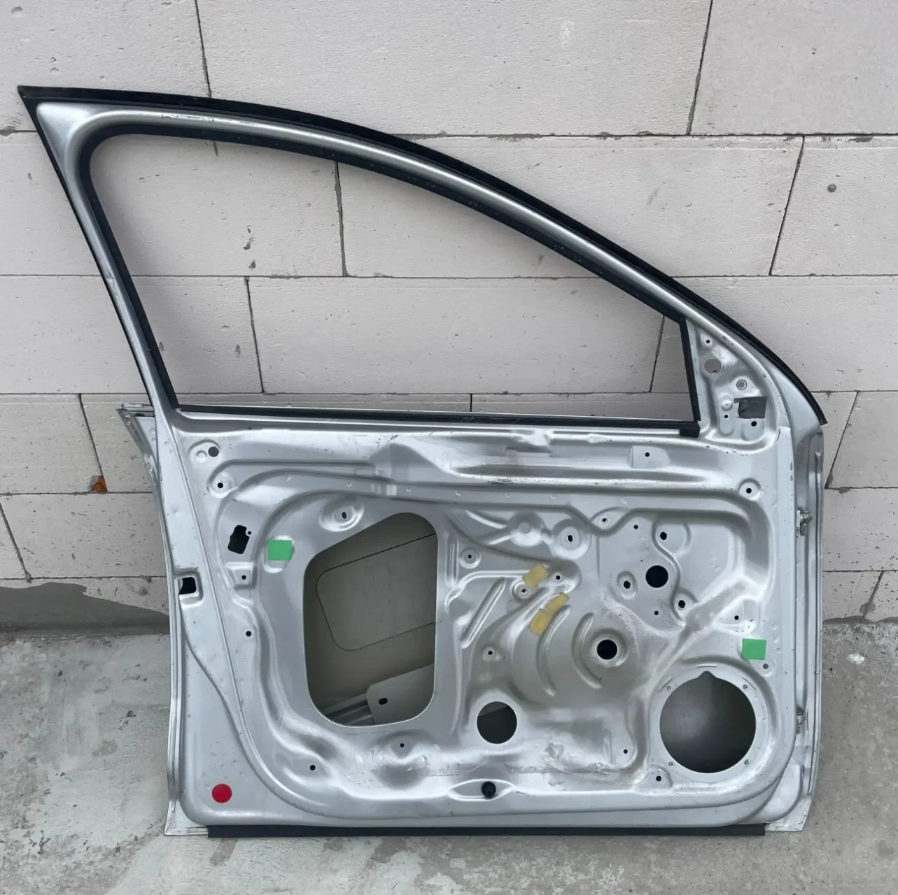 Skoda Rapid Seat Toledo Дверь передняя левая 5JA831051C 5JA831051B 8