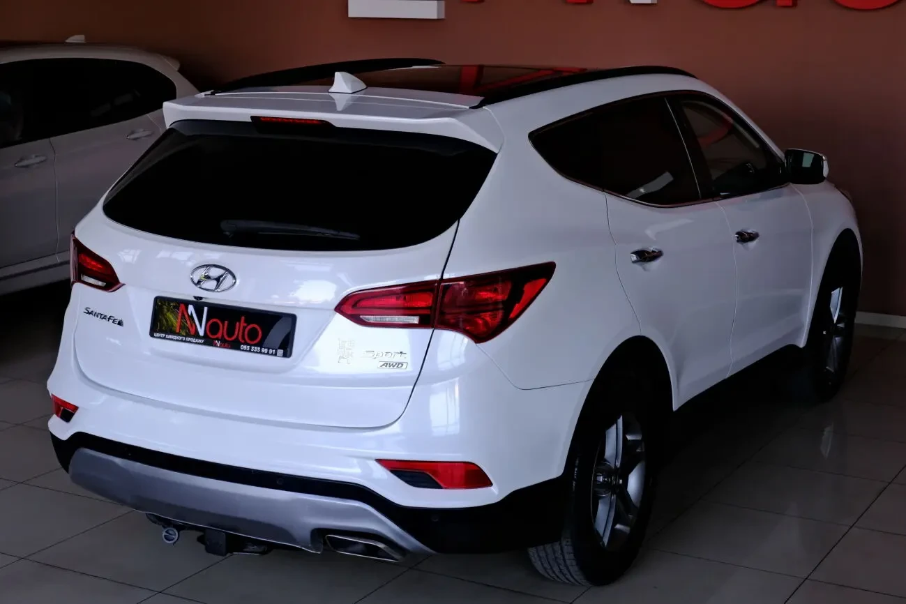 Hyundai Santa Fe Sport 5