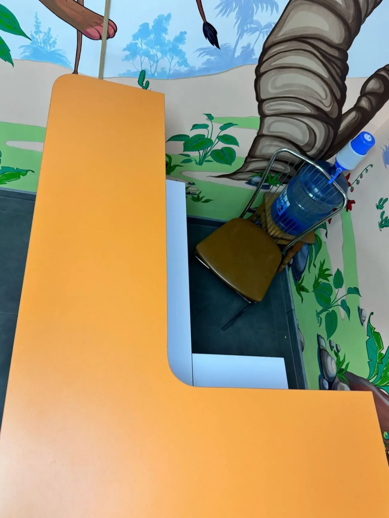 стійка ресепшен 4