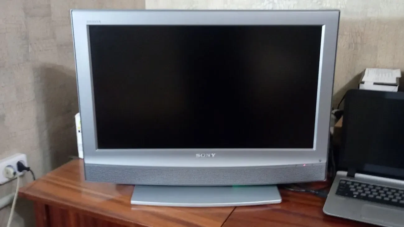 Телевізор Sony KDL-26U2000. (66 см). 4