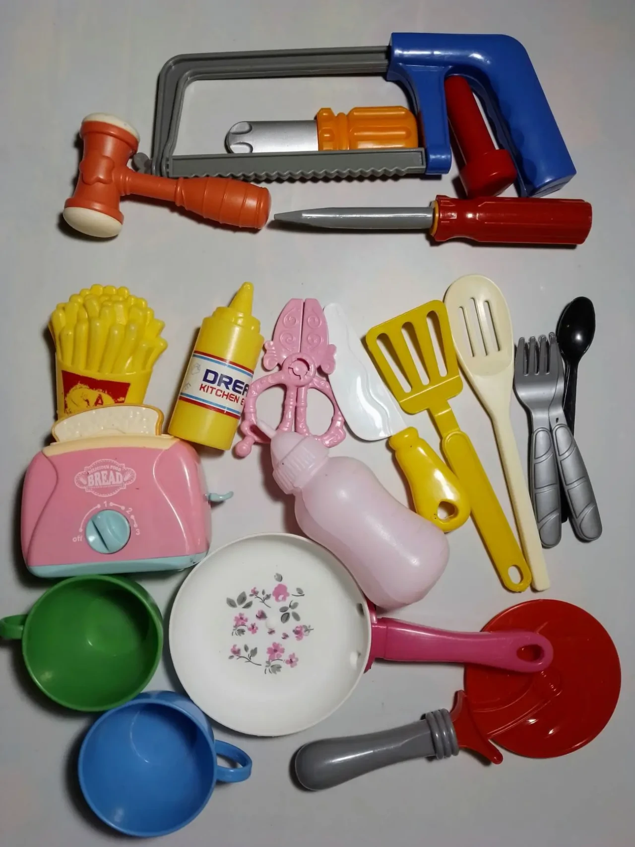 Набор игрушек кухня, овощи, строительный инструмент, пластик, 26 штук