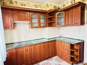 Заболотного/Сахарова,чистая уютная квартира,лоджия застеклена