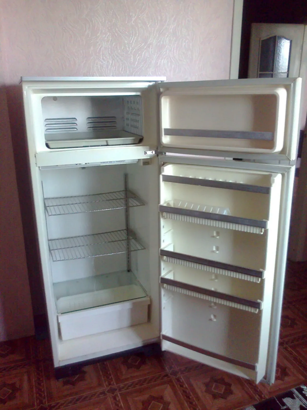 Продам холодильник Ока-3М в робочому стані 3