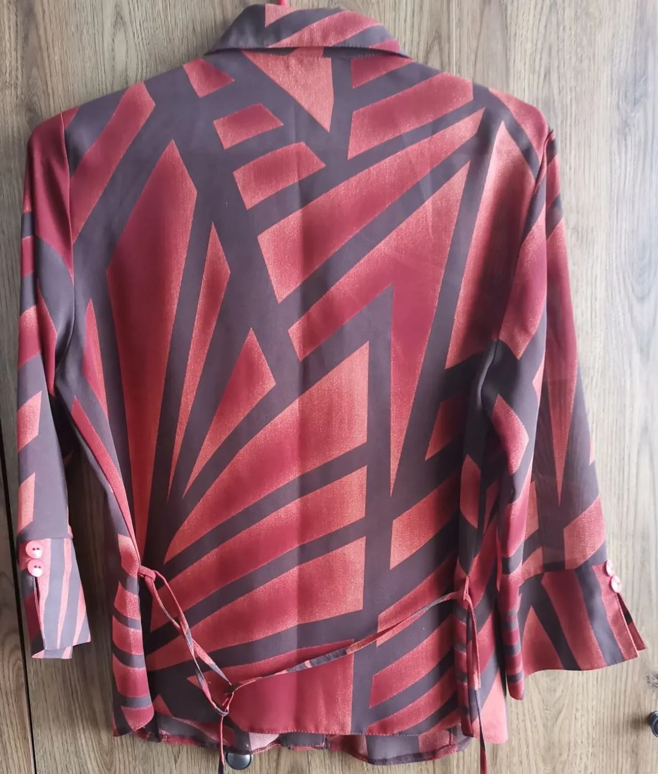 Блузка нарядна. Розмір - 42 (S) 2