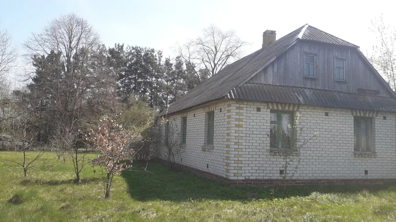 Продам буд. в Ст.Смоляри Волин.обл, 10км до Польщі, 10км до оз.Світязь 2