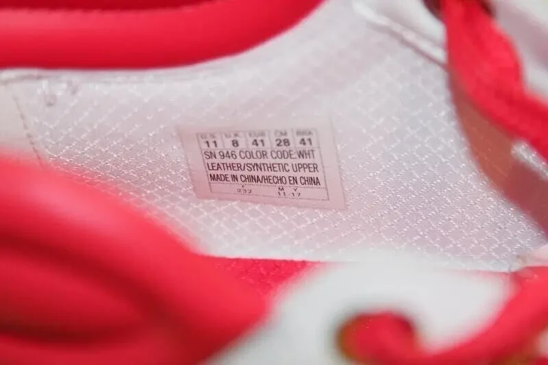 Сникерсы женские Skechers, размер 42 8