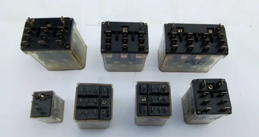 Реле 12 - 24 - 110 - 220 вольт 2