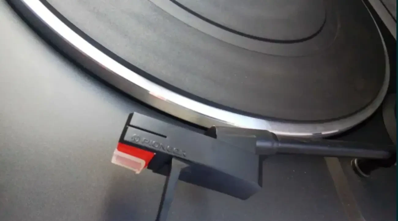 Виниловый проигрыватель Pioneer 5