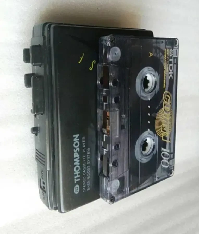 Аудио плеер кассетный