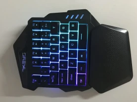 Бездротова геймерська клавіатура для однієї руки