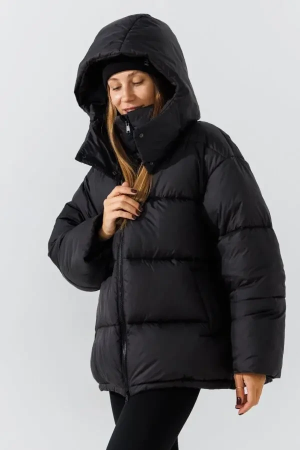 купити куртку однотонну жіночу