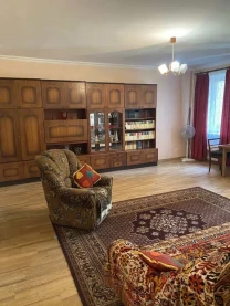 Здам 2-кімнатну на вул. Уманська