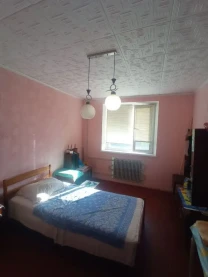 Продам 3-и кімнатну квартиру район Аэропорта - без проблем...