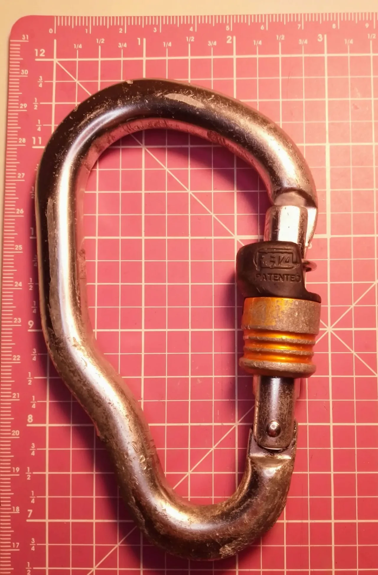 Карабин Petzl Vertigo Wire Lock Park большой с кнопкой, альпинисткий 4