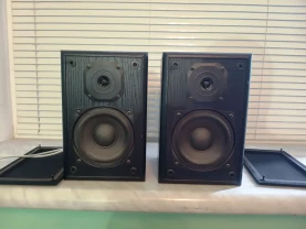 Акустическая система колонки полочники NAD 801mm Италия в идеале