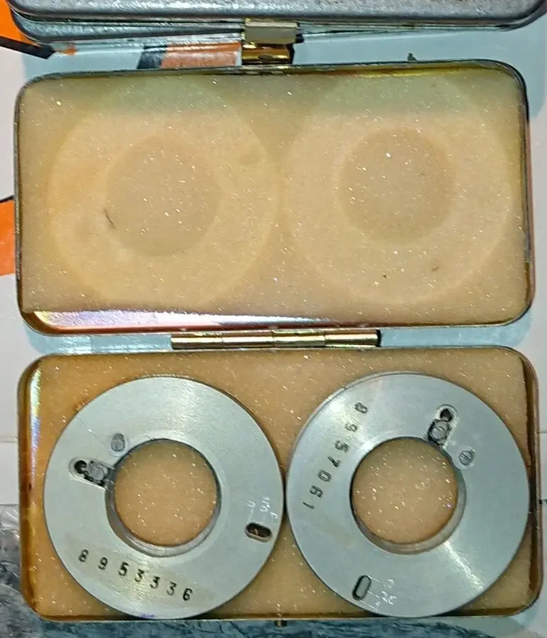 Авіакомплектуючі- продам