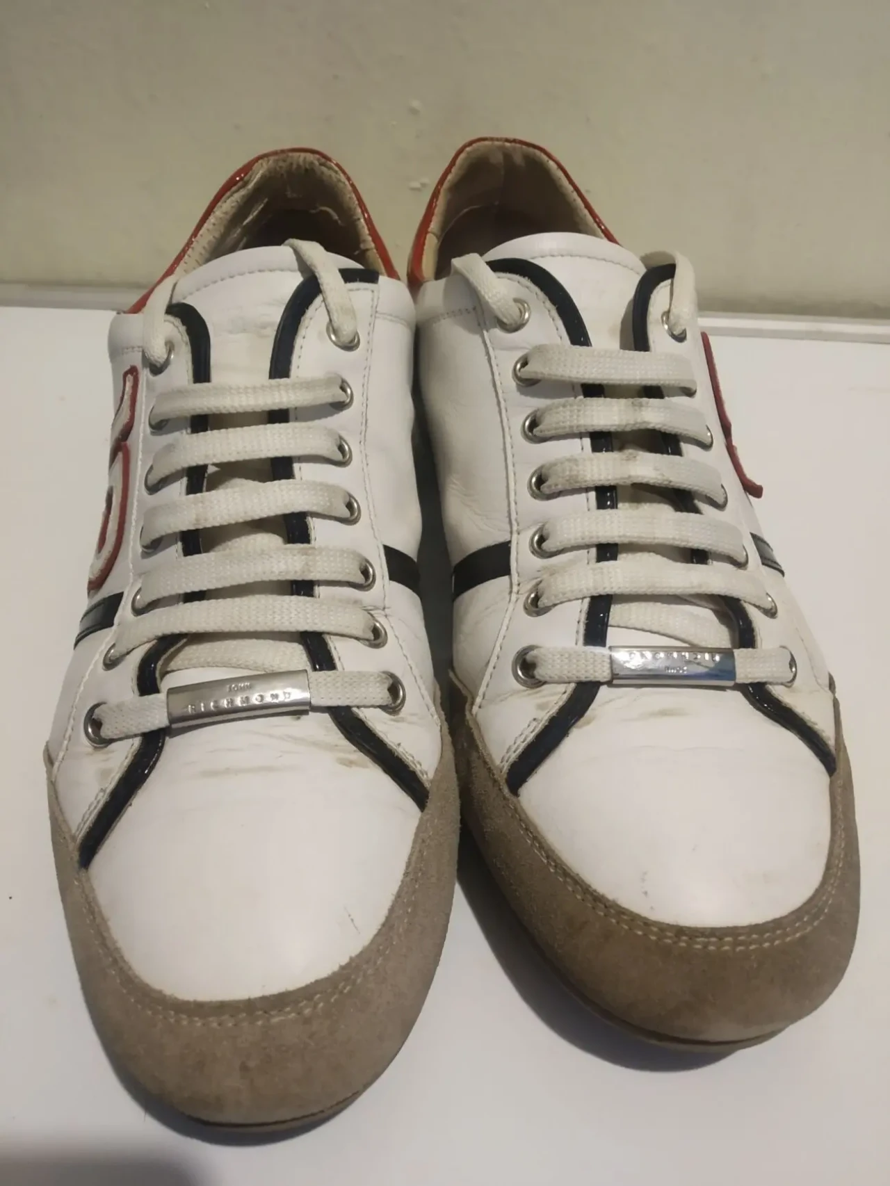 Мужские кроссовки 43 р. 5