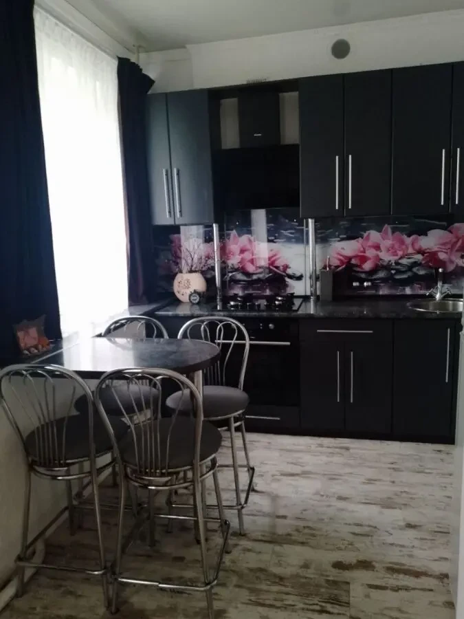 2-кім з ремонтом, меблями та технікою