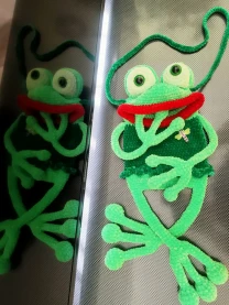 Жабка  іграшка м'яка в'язана  сумочка для телефону