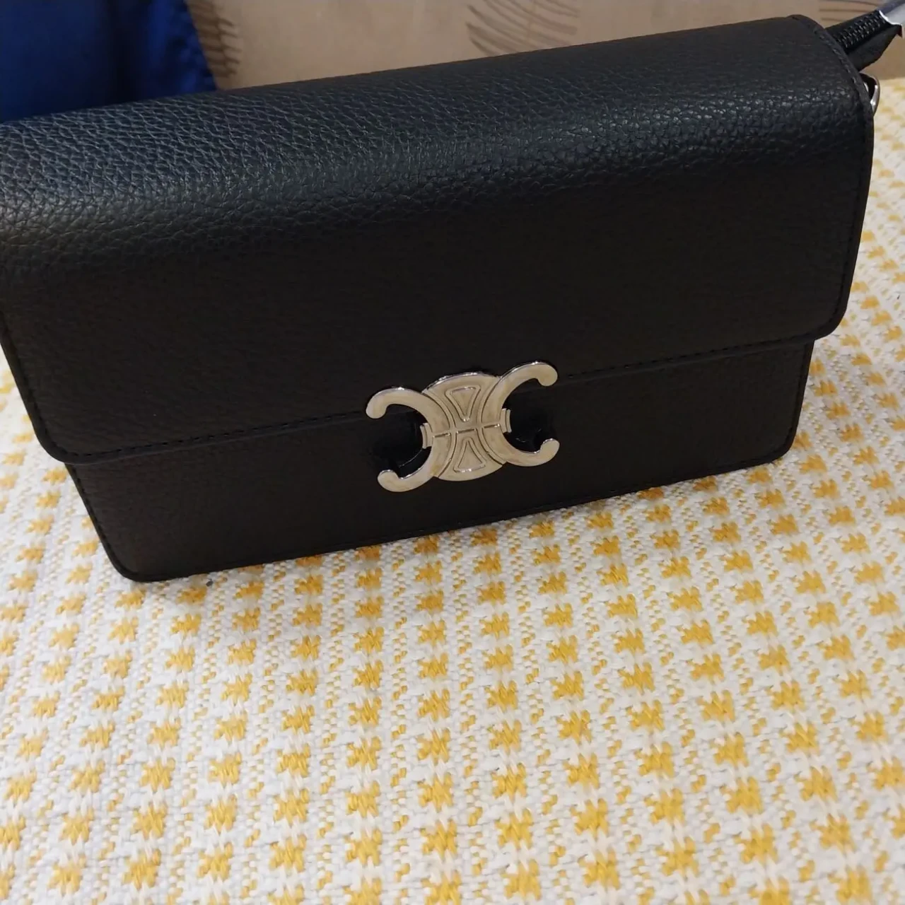 Жіноча сумка кросбоді 3