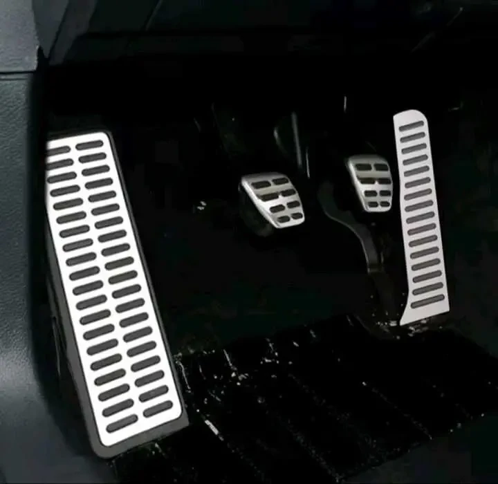 Накладки на педали Фольксваген В6,В7,СС, Шкода супер В 4