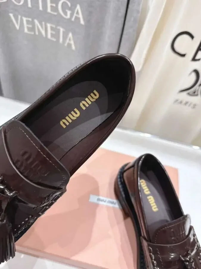 Лофери Miu Miu 9