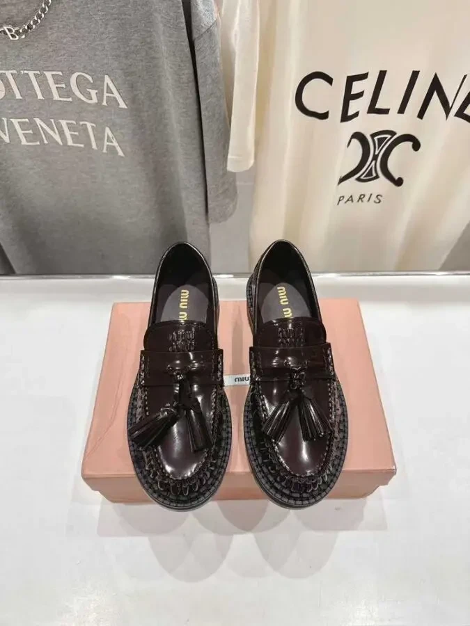 Лофери Miu Miu