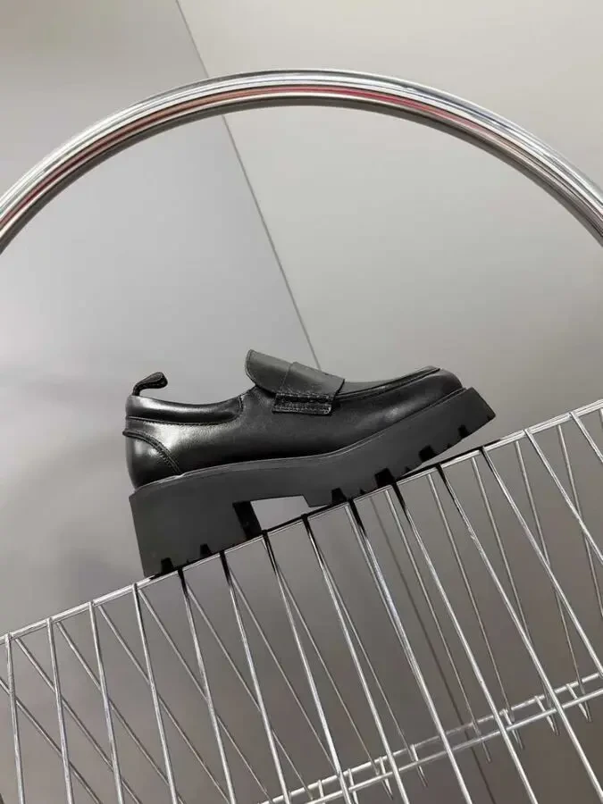 Лофери Celine 4