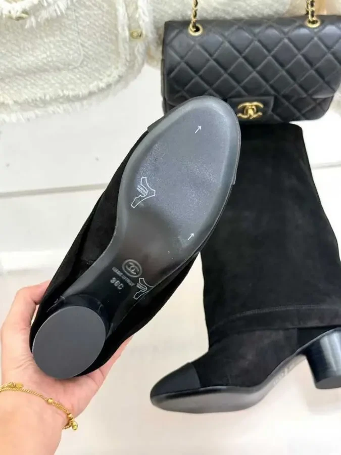 Чоботи Chanel 10