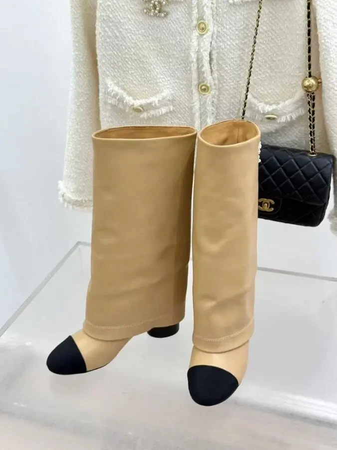 Чоботи Chanel 6