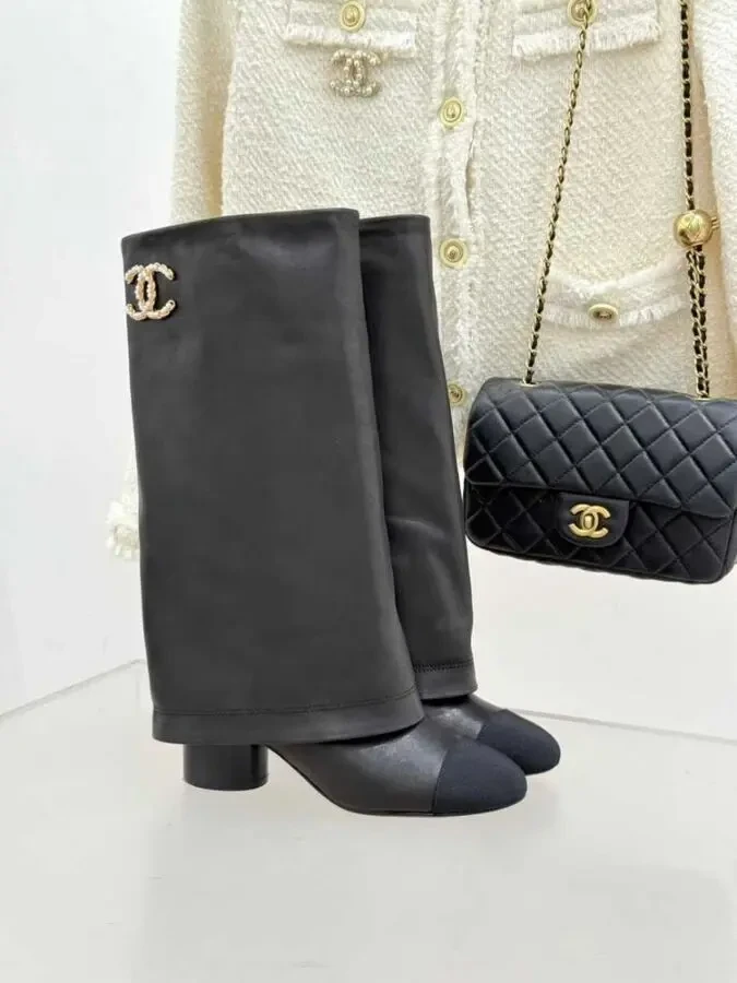 Чоботи Chanel 7