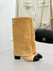 Чоботи Chanel